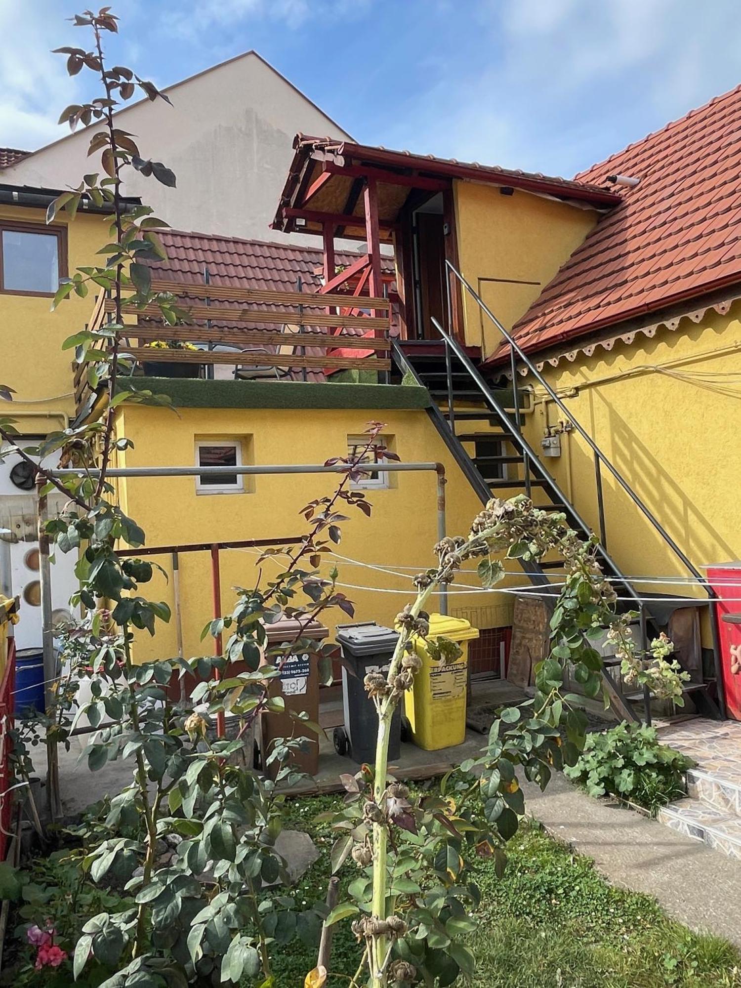 House Of Colors Apartment Brasov Exterior photo